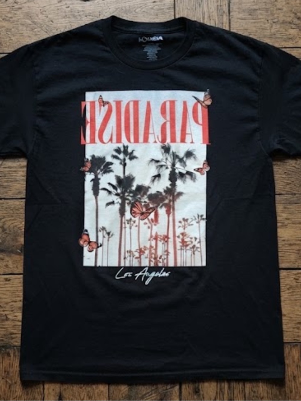 Los Angeles Paradise shirt men’s size medium
